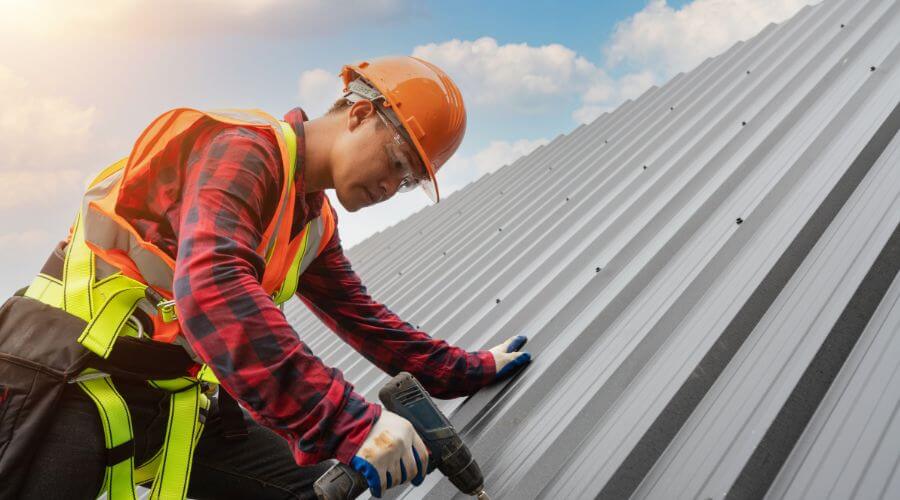 Expert top industrial roofings services in Bynum, MT